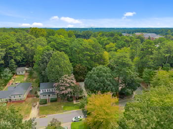 117 Rock Pointe Ln, Cary, NC 27513