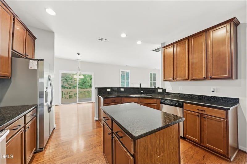 117 Rosebud Ln, Durham, NC 27704