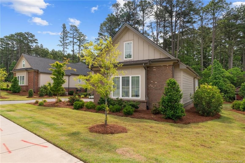 117 Rosemont Ln, Sanford, NC 27330
