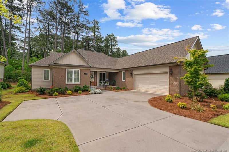 117 Rosemont Ln, Sanford, NC 27330