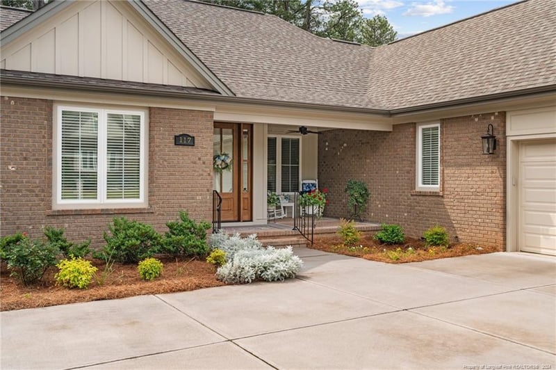 117 Rosemont Ln, Sanford, NC 27330