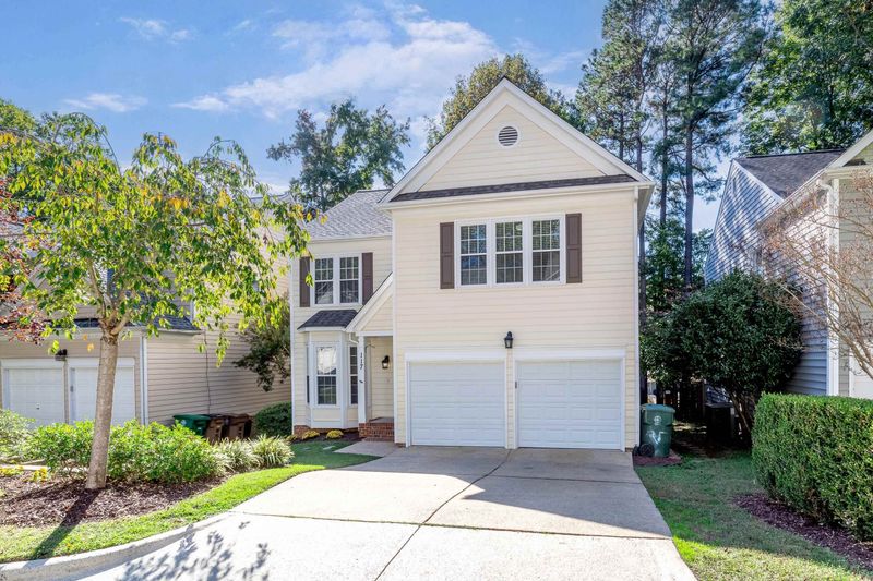 117 Solstice Cir, Cary, NC 27513