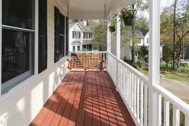117 Sudbury Ln, Chapel Hill, NC 27516