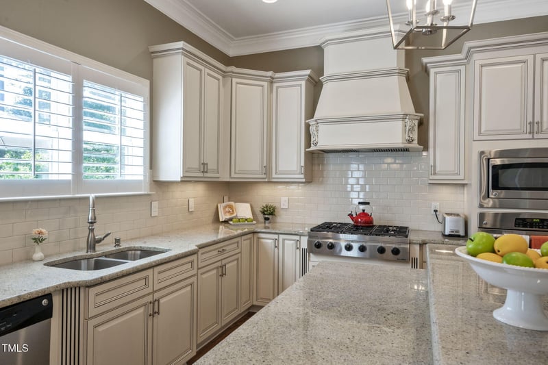 117 Synandra Ln, Holly Springs, NC 27540