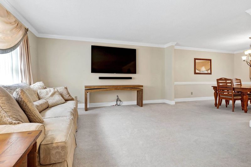 117 Trailing Oak, Cary, NC 27513