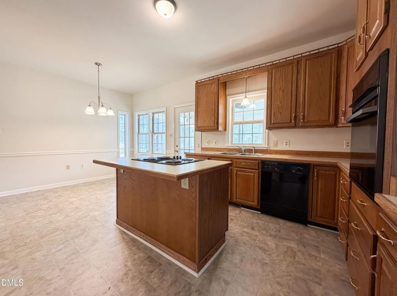 117 Triple Crown Rn, Louisburg, NC 27549