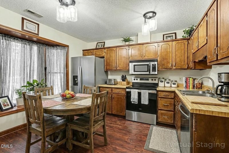 117 Village Green Trl, Garner, NC 27529