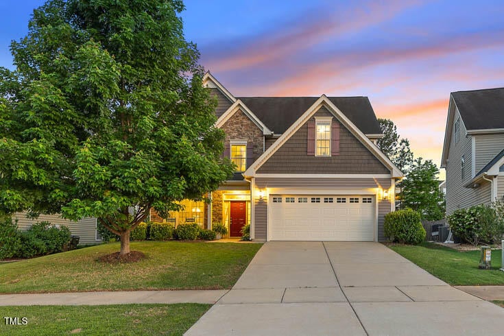 117 Woodlark Ln, Holly Springs, NC 27540