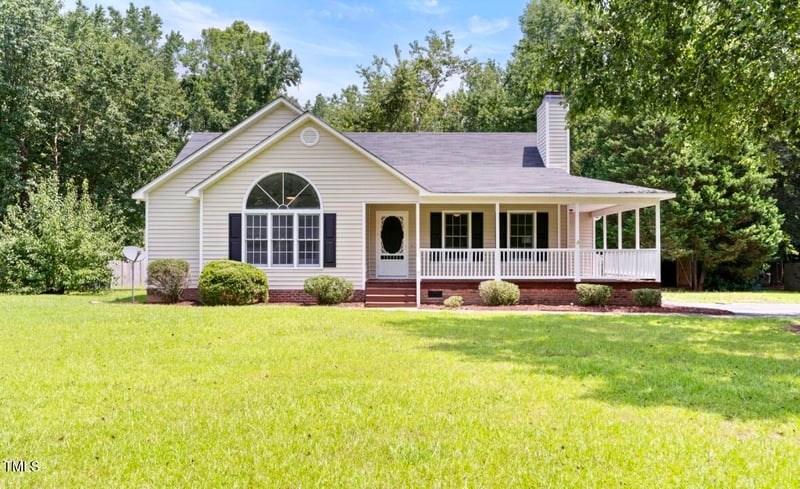 117 Woodstone Dr, Archer Lodge, NC 27527