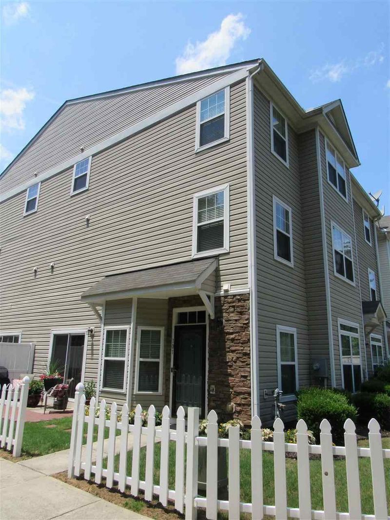 11700 Coppergate Dr #101, Raleigh, NC 27614