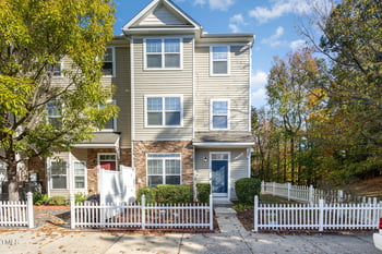 11700 Coppergate Dr, Raleigh, NC 27614