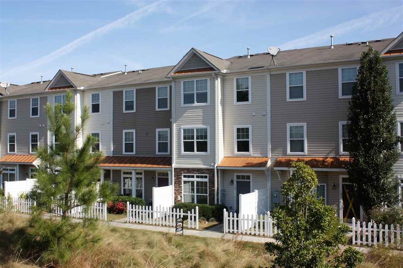11701 Coppergate Dr, Raleigh, NC 27614