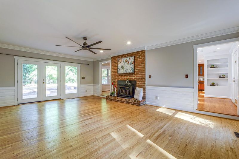 11709 Old Creedmoor Rd, Raleigh, NC 27613