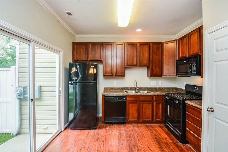 11710 Coppergate Dr #101, Raleigh, NC 27614