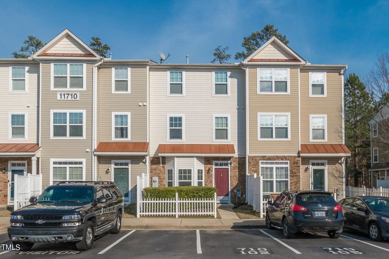 11710 Coppergate Dr #102, Raleigh, NC 27614