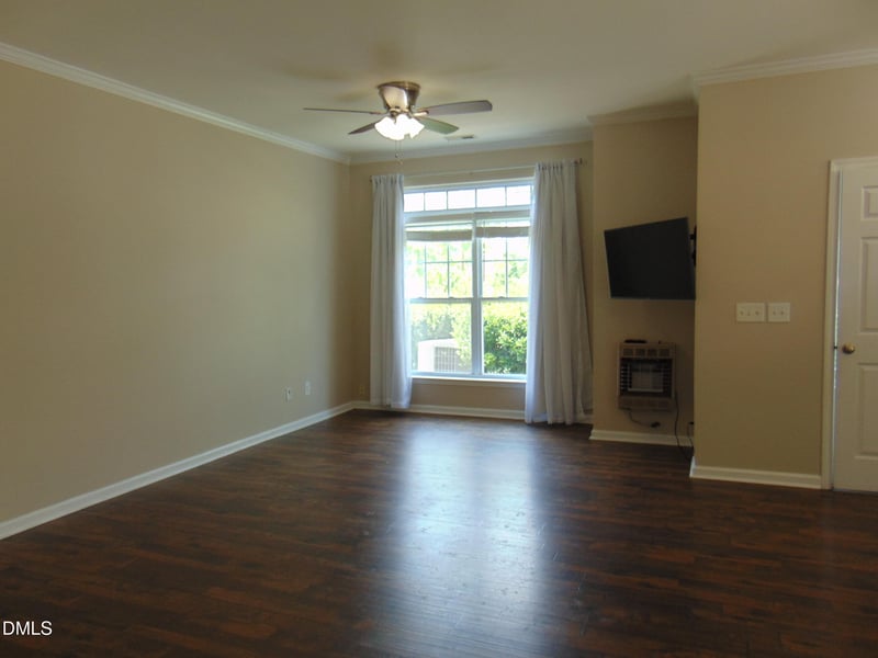 11711 Coppergate Dr #111, Raleigh, NC 27614