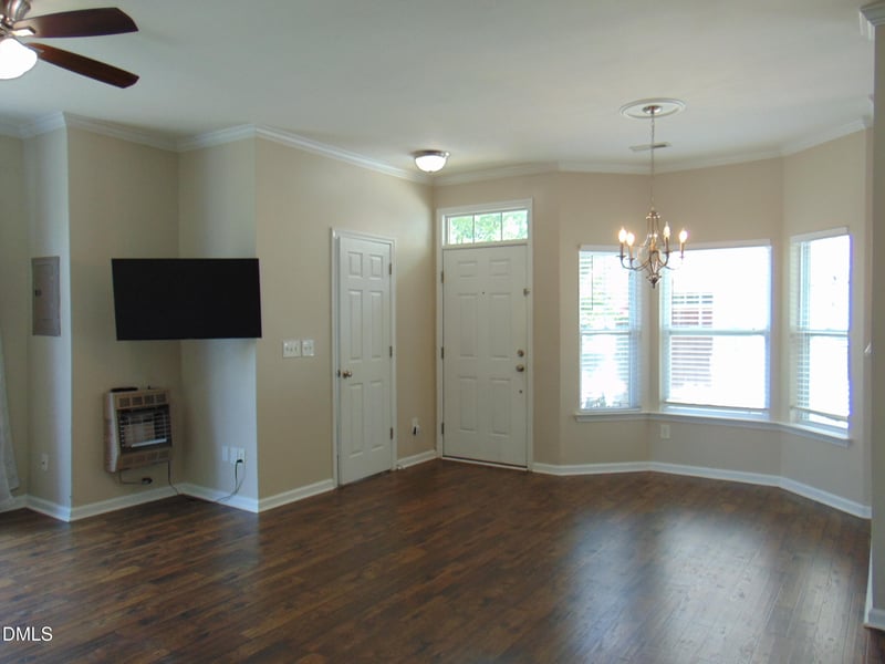 11711 Coppergate Dr #111, Raleigh, NC 27614