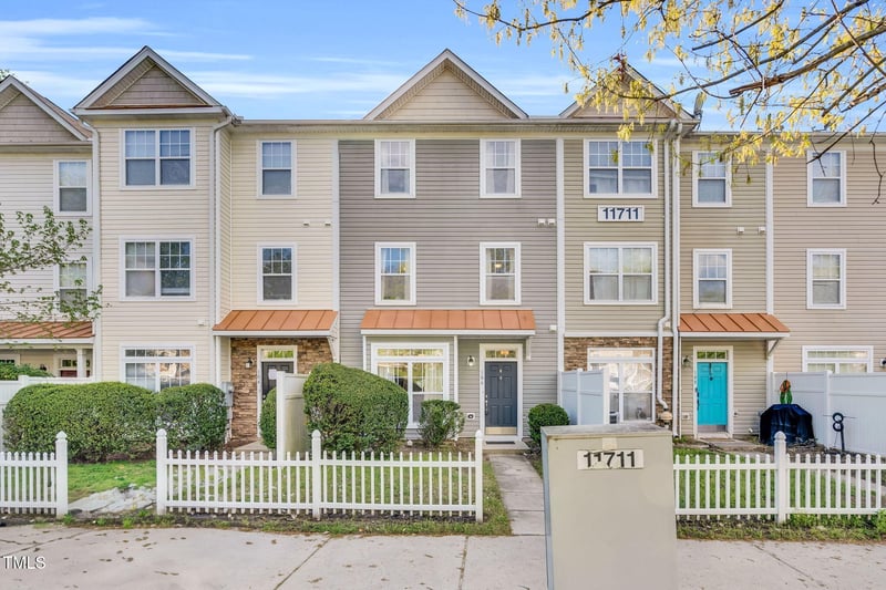11711 Mezzanine Dr #106, Raleigh, NC 27614