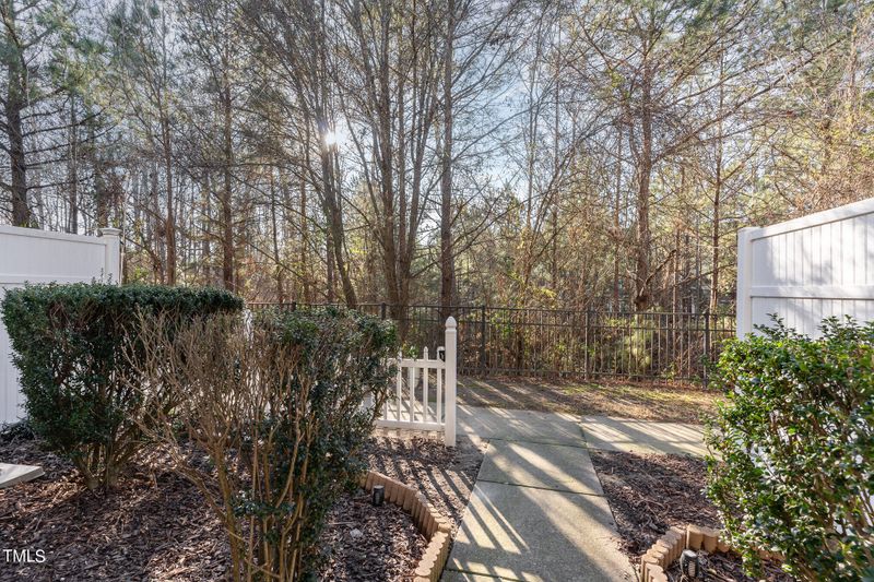 11711 Mezzanine Dr #107, Raleigh, NC 27614