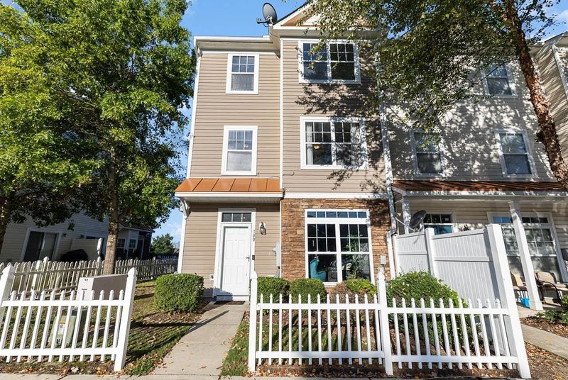 11721 Coppergate Dr #100, Raleigh, NC 27614
