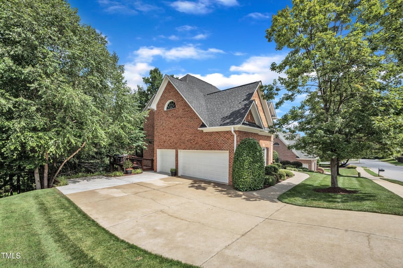 11721 Wake Bluff Dr, Raleigh, NC 27614