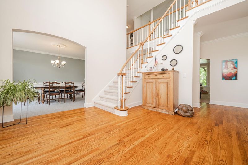11725 Wake Bluff Dr, Raleigh, NC 27614