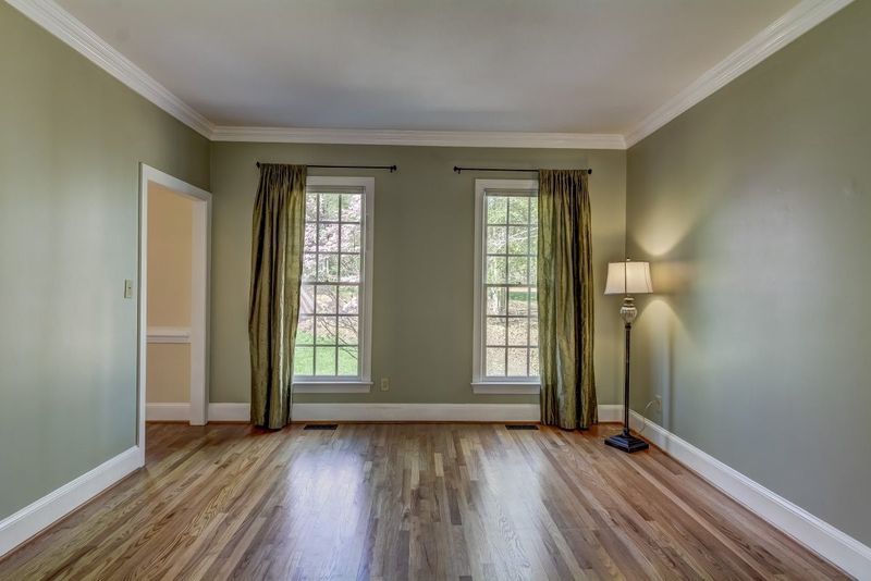 11728 Pacesferry Dr, Raleigh, NC 27614