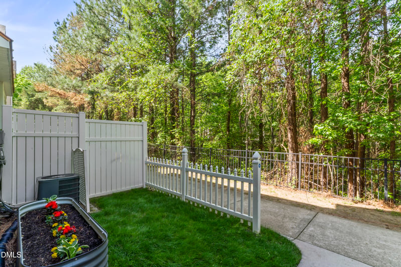 11731 Mezzanine Dr #111, Raleigh, NC 27614
