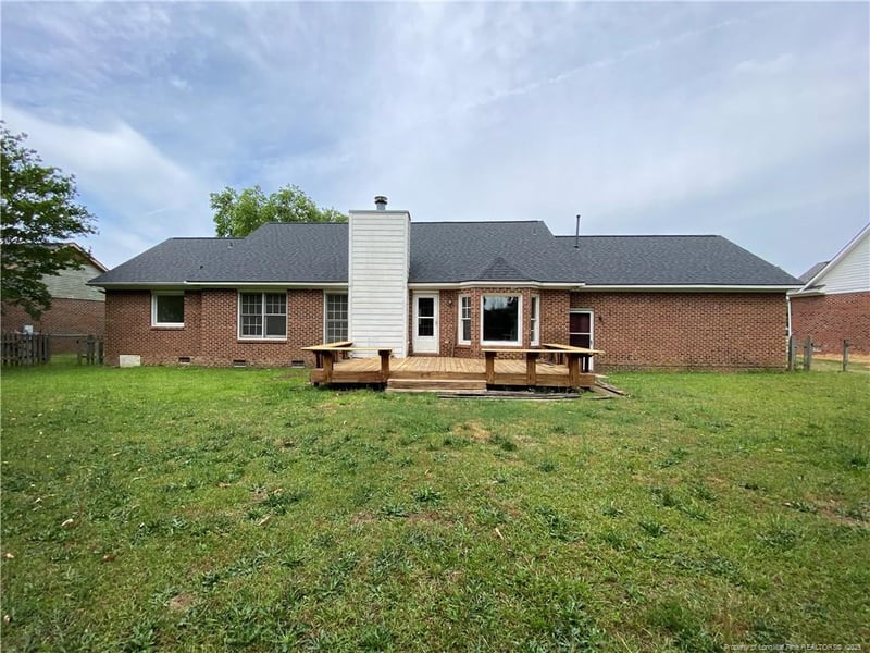 1175 Helmsley Dr, Fayetteville, NC 28314