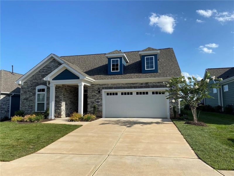 1175 Hudson Dr, Mebane, NC 27302