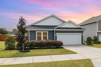 1175 Kafka Dr, Fuquay Varina, NC 27526