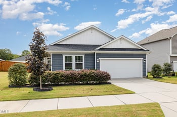 1175 Kafka Dr, Fuquay Varina, NC 27526