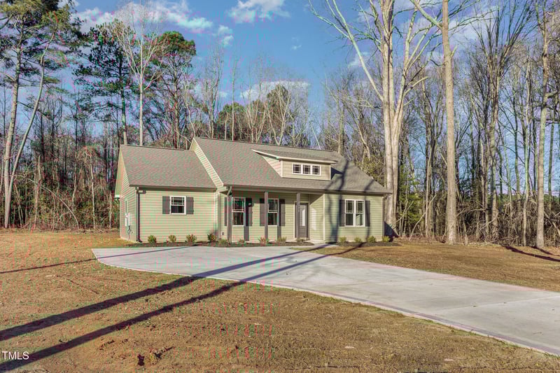 1175 Micro Rd, Selma, NC 27576