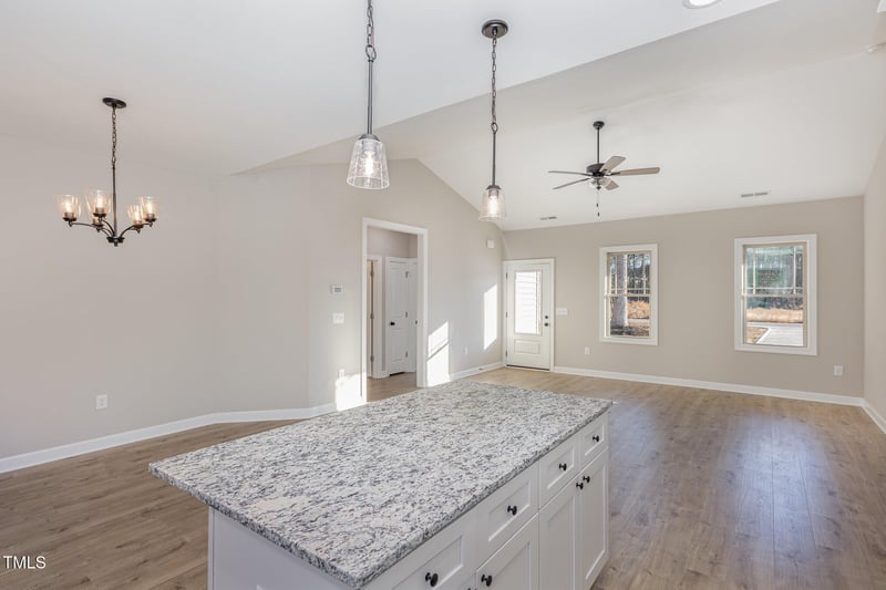 1175 Micro Rd, Selma, NC 27576
