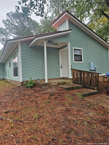 1176 Landau Rd, Fayetteville, NC 28311