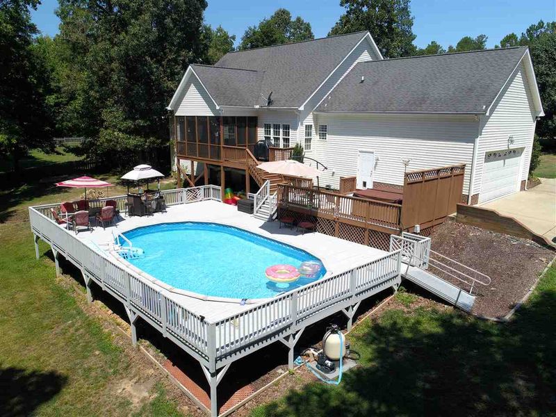 1177 Carlton St, Clayton, NC 27520
