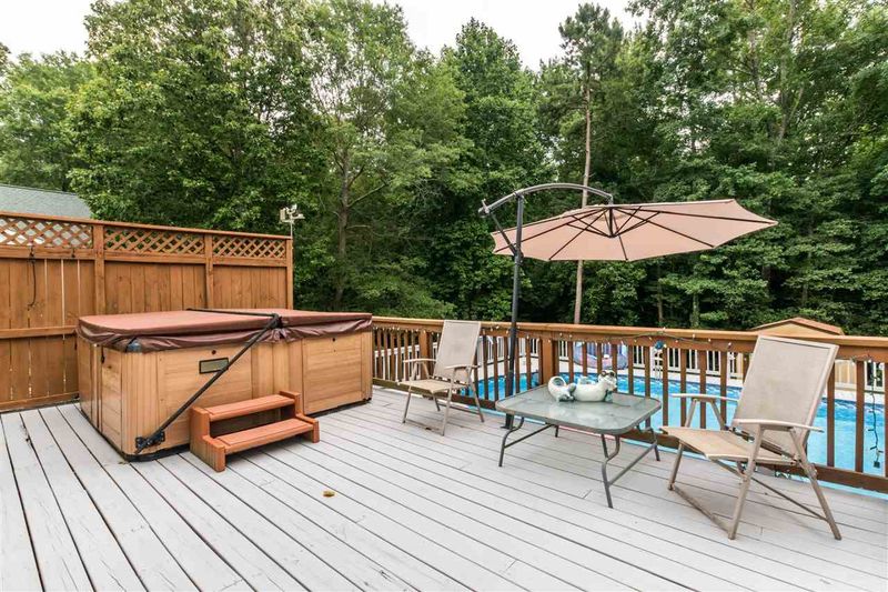 1177 Carlton St, Clayton, NC 27520