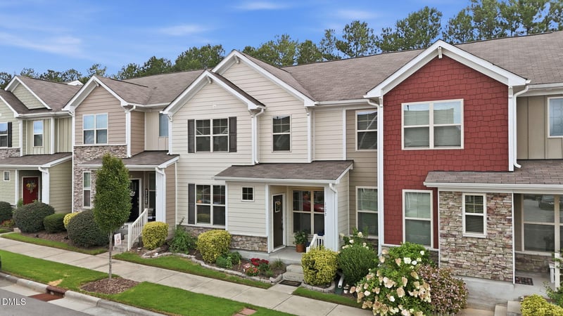1177 Treetop Meadow Ln, Wake Forest, NC 27587