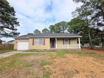 1179 Butterwood Cir, Fayetteville, NC 28314