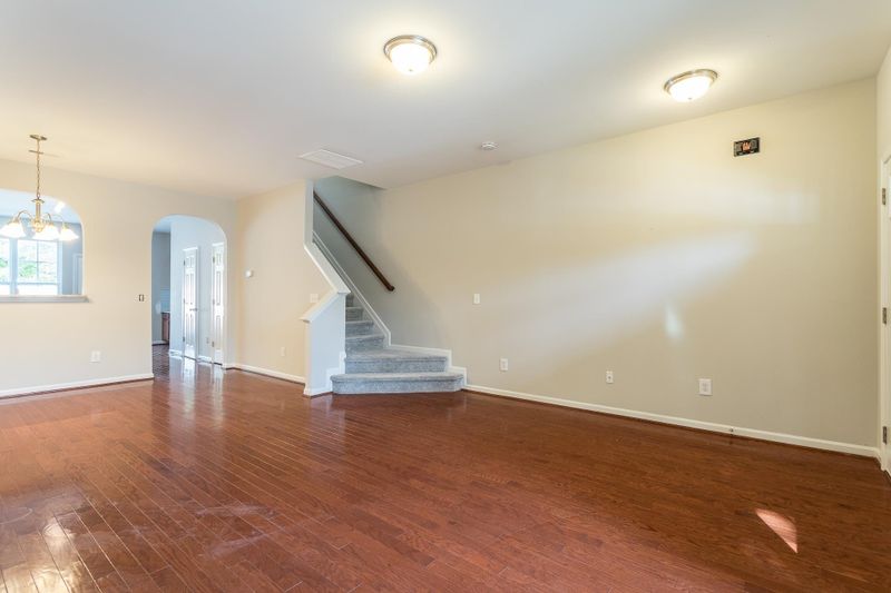 1179 Kelso Ln, Burlington, NC 27215
