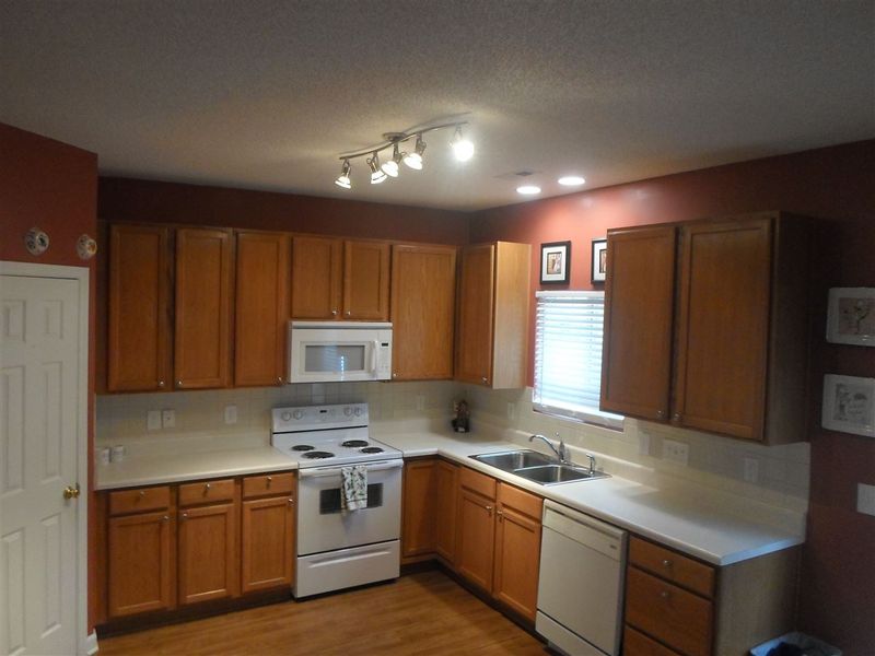 118 Anterbury Dr, Apex, NC 27502