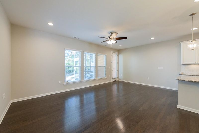 118 Bowerbank Ln, Apex, NC 27539