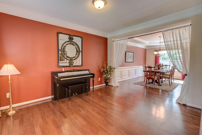 118 Callandale Ln, Durham, NC 27703