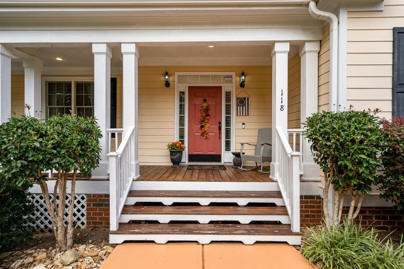 118 Celtic Cir, Chapel Hill, NC 27516