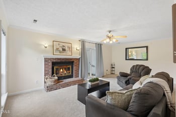 118 Clancy Cir, Cary, NC 27511