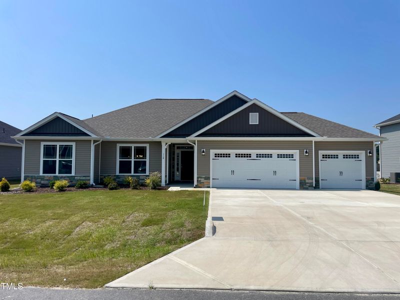 118 S Cousins Ct, Smithfield, NC 27577
