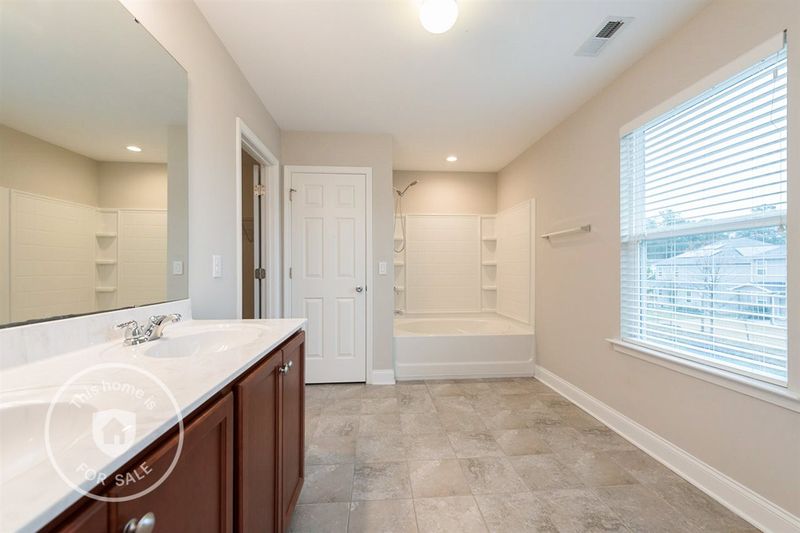118 Daneborg Rd, Durham, NC 27703