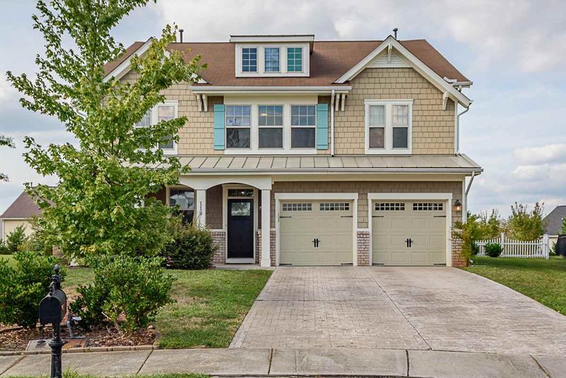 118 Deer Isle Ct, Cary, NC 27519
