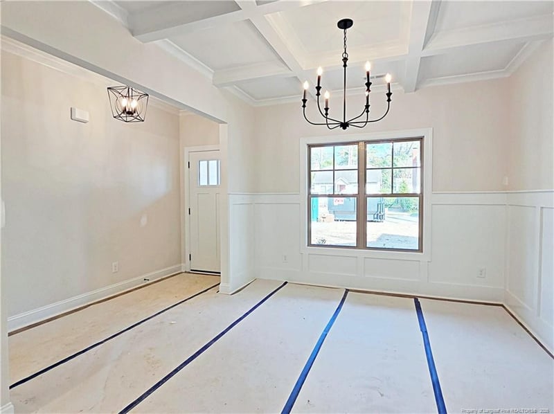 118 Ellington St, Fayetteville, NC 28305