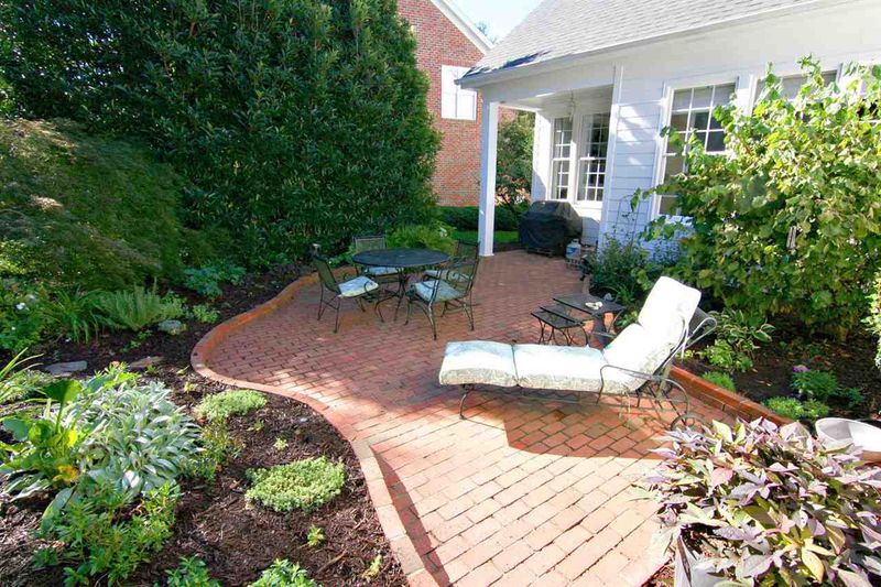 118 Hampton Pines Dr, Morrisville, NC 27560
